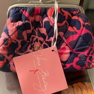 Brand New Vera Bradley Kiss Coin Purse
Breast cancer edition